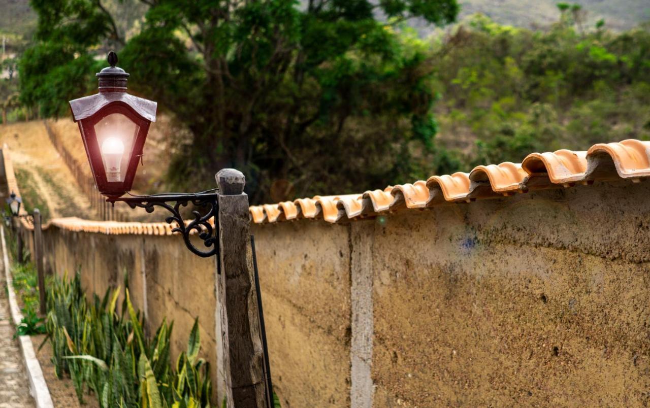 Pousada Villa Magna - Chale Familia Diamantina Bagian luar foto